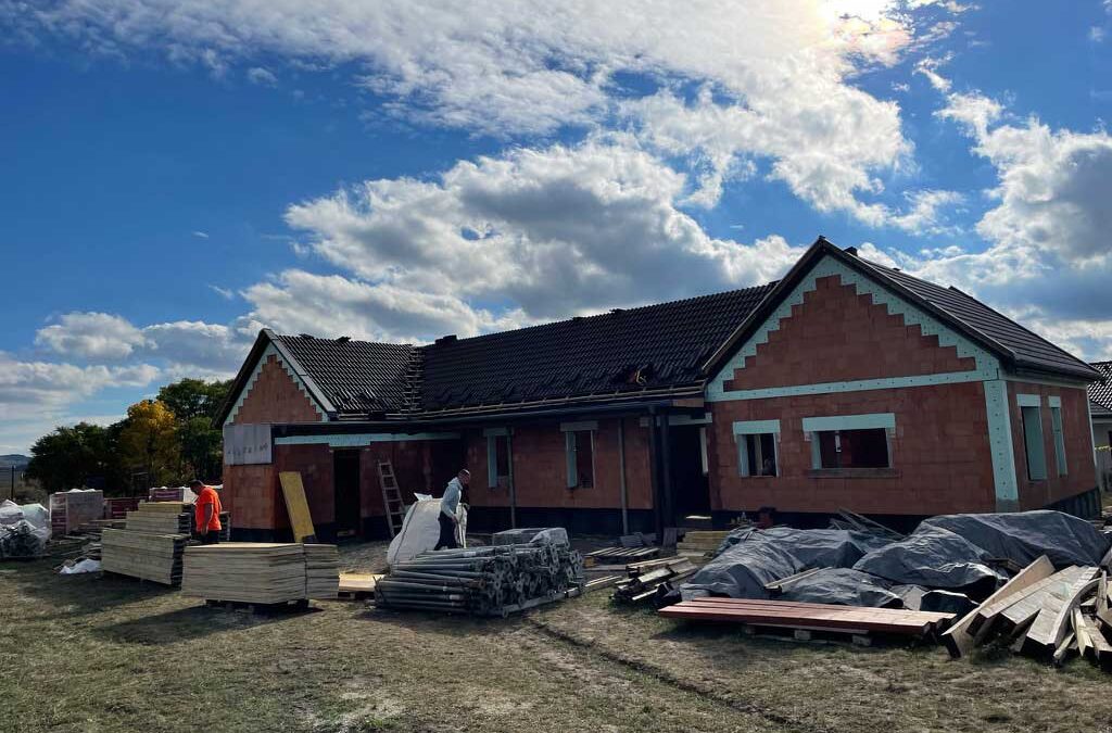 Fenntartható jövő, stabil alapok – Építkezzen energiatudatosan, kényelmesen!