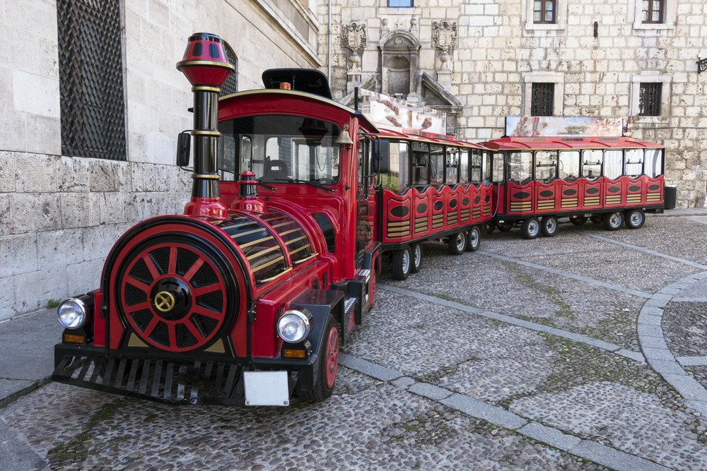 Hogyan váltson jegyet a sikerre? – A bérelhető kisvonatok ezer arca