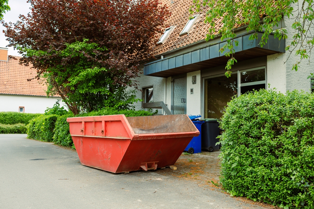 Large,Street,Garbage,Container.,Metal,Red,Container,For,Construction,Waste.
